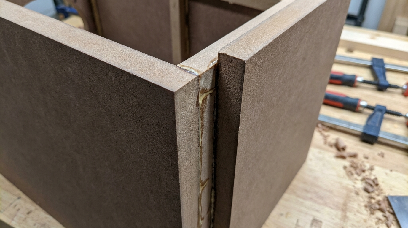 MDF for Speakers/Subwoofer Boxes: Why It’s Used + Thickness & Build Tips